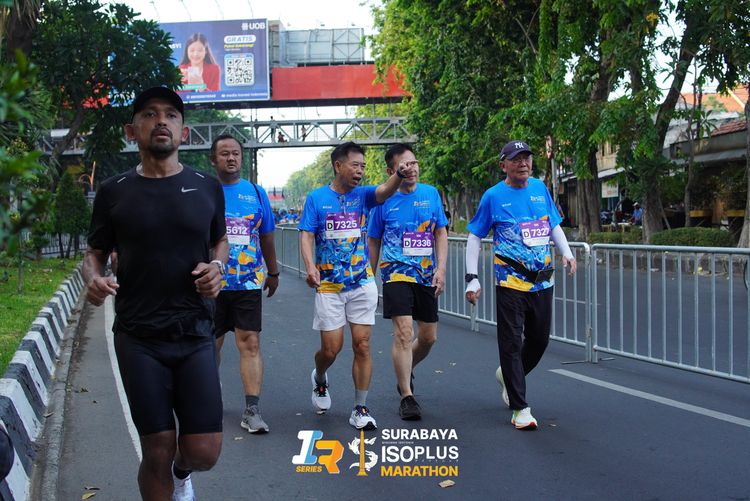 Race photo from SURABAYA ISOPLUS MARATHON 2025