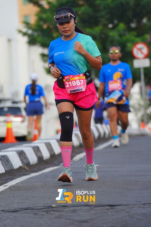 Race photo from Isoplus Run 2024 Surabaya