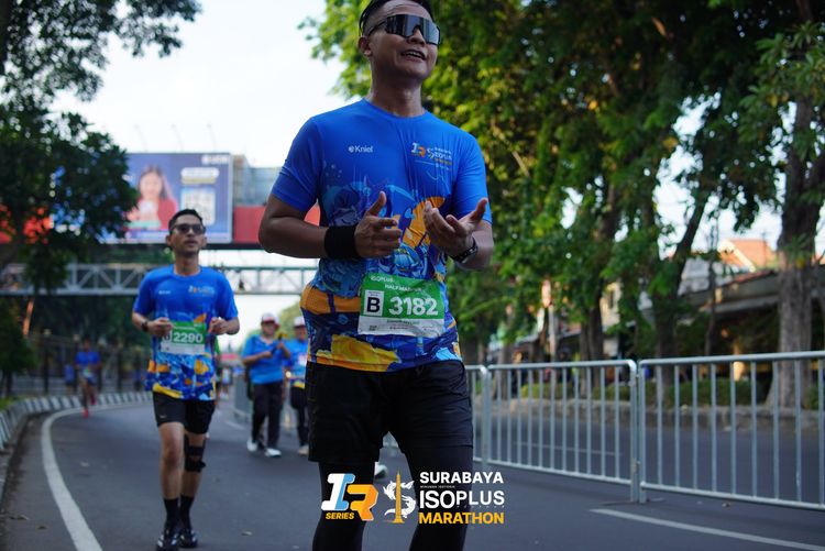 Race photo from SURABAYA ISOPLUS MARATHON 2025