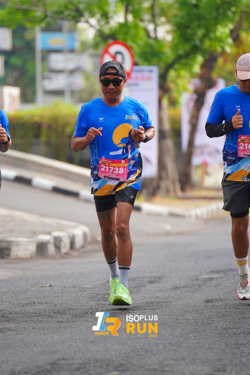 Race photo from Isoplus Run 2024 Surabaya