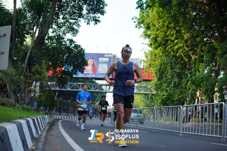 Race photo from SURABAYA ISOPLUS MARATHON 2025