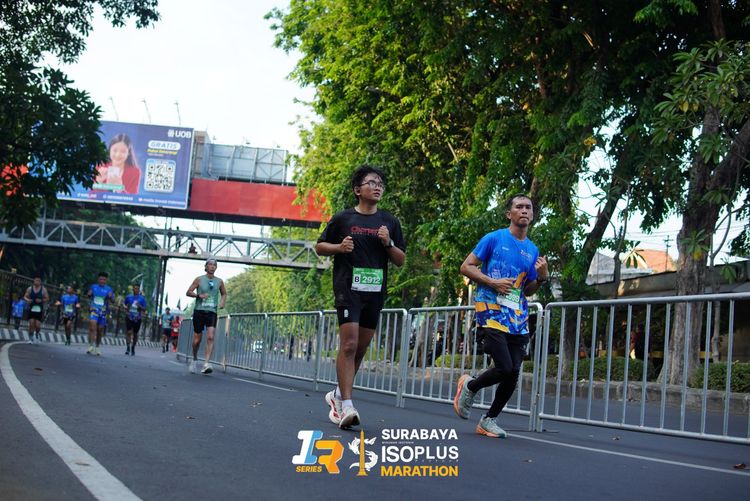Race photo from SURABAYA ISOPLUS MARATHON 2025
