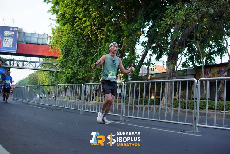 Race photo from SURABAYA ISOPLUS MARATHON 2025