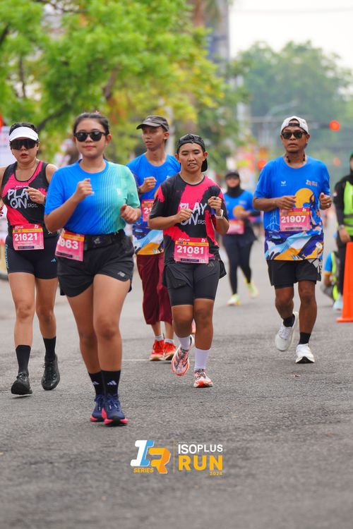 Race photo from Isoplus Run 2024 Surabaya