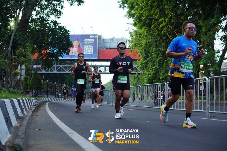 Race photo from SURABAYA ISOPLUS MARATHON 2025
