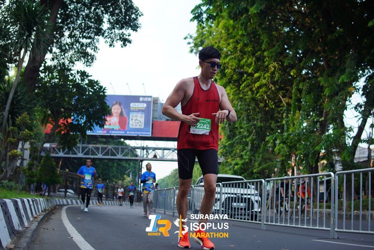 Race photo from SURABAYA ISOPLUS MARATHON 2025