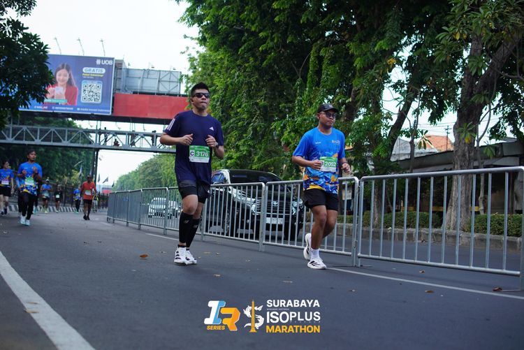 Race photo from SURABAYA ISOPLUS MARATHON 2025