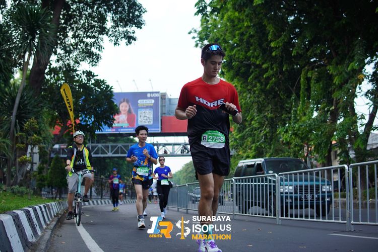 Race photo from SURABAYA ISOPLUS MARATHON 2025