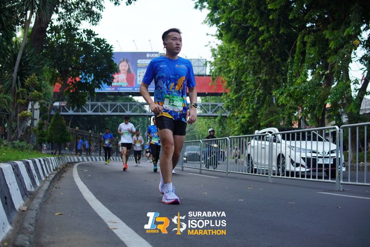 Race photo from SURABAYA ISOPLUS MARATHON 2025