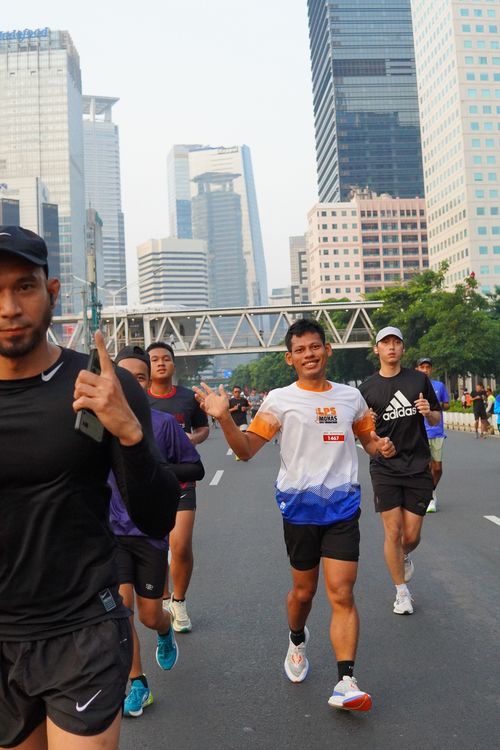 Race photo from One Run 10K Vibes 2024