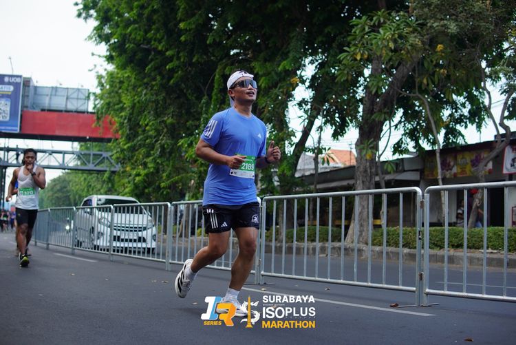 Race photo from SURABAYA ISOPLUS MARATHON 2025