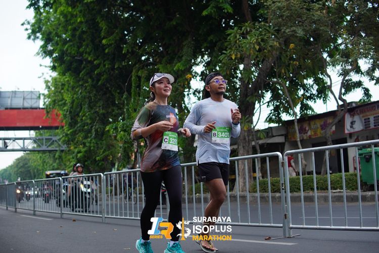 Race photo from SURABAYA ISOPLUS MARATHON 2025