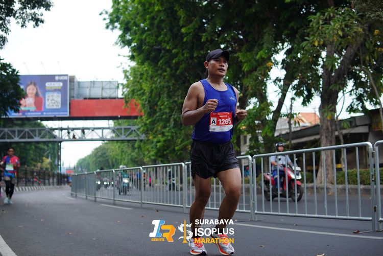 Race photo from SURABAYA ISOPLUS MARATHON 2025