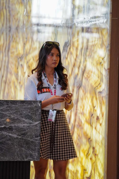 Race photo from PIK NITE RUN VIBES