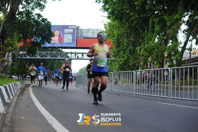 Race photo from SURABAYA ISOPLUS MARATHON 2025