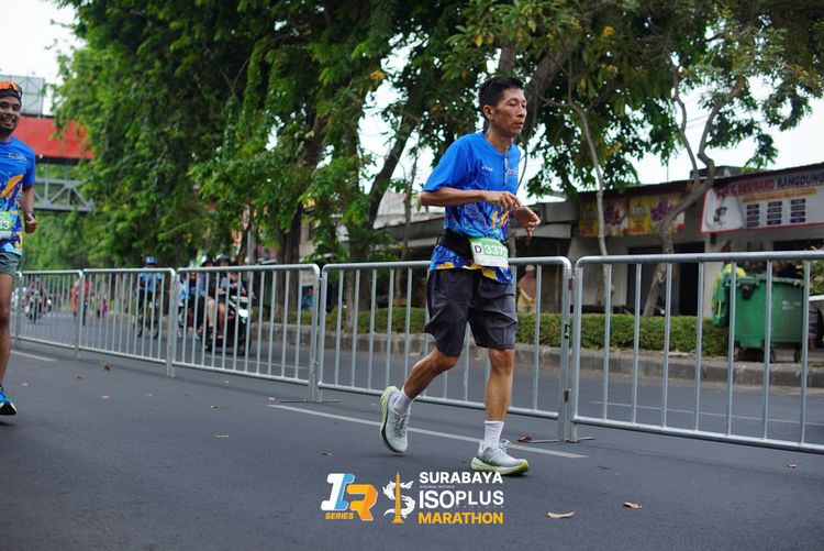 Race photo from SURABAYA ISOPLUS MARATHON 2025