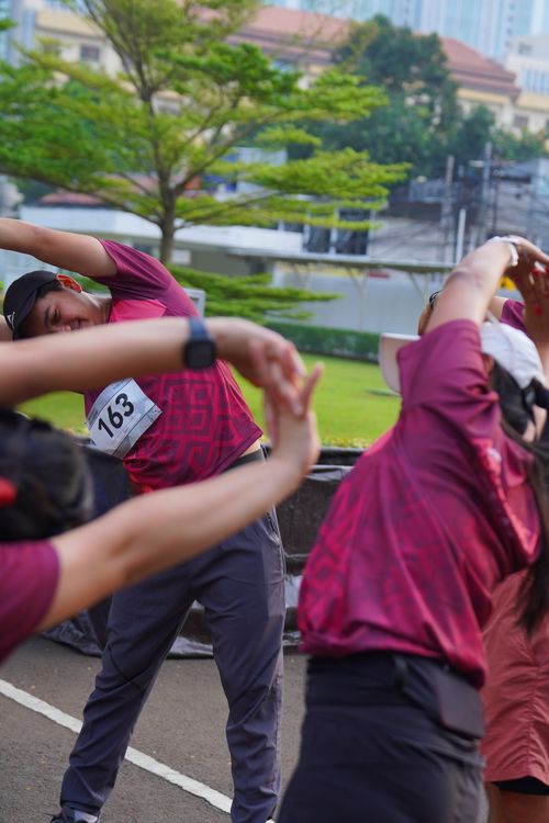 Race photo from Assurance Fun Run 2024