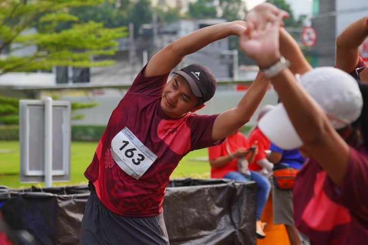 Race photo from Assurance Fun Run 2024