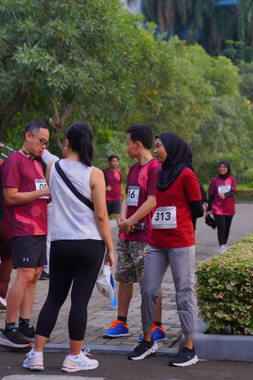 Race photo from Assurance Fun Run 2024