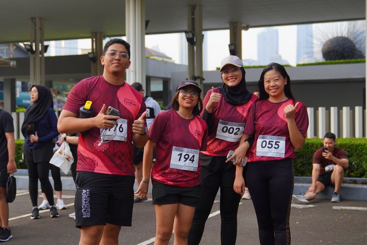 Race photo from Assurance Fun Run 2024