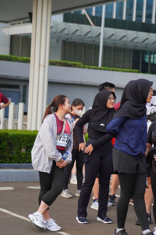 Race photo from Assurance Fun Run 2024