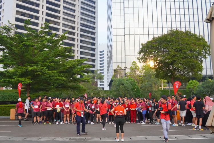 Race photo from Assurance Fun Run 2024
