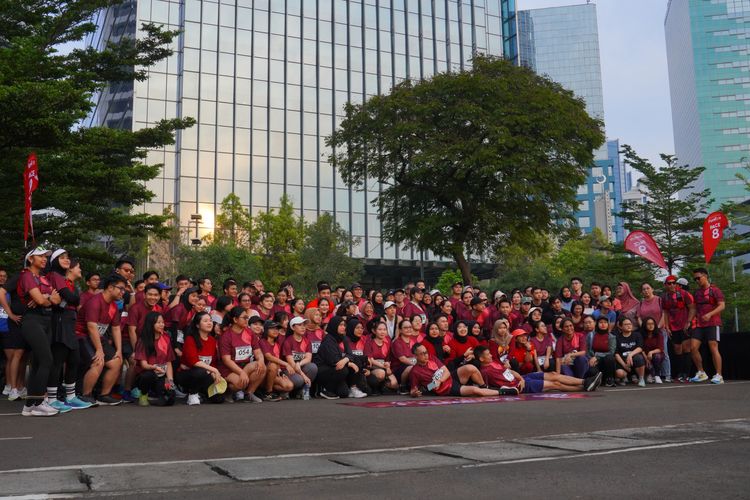 Race photo from Assurance Fun Run 2024