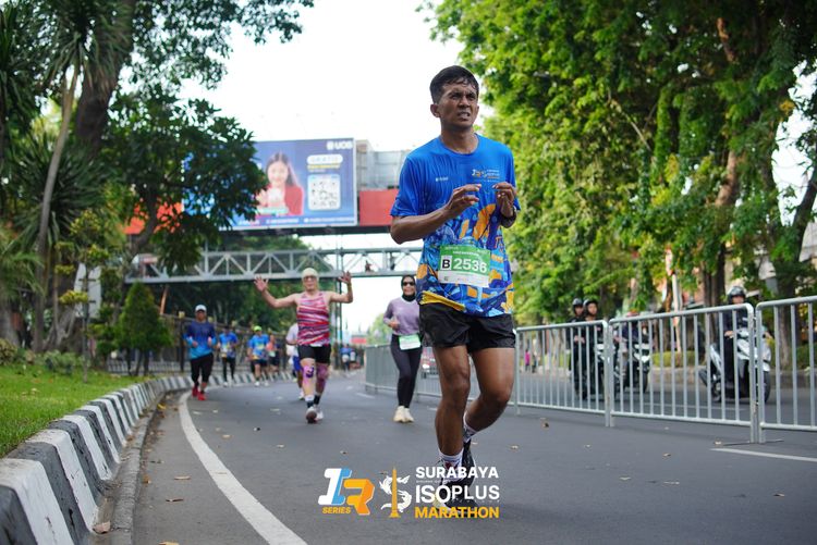 Race photo from SURABAYA ISOPLUS MARATHON 2025