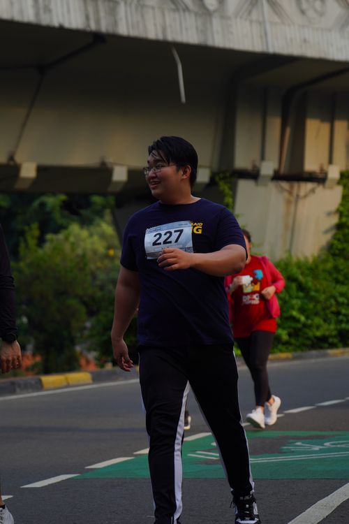 Race photo from Assurance Fun Run 2024