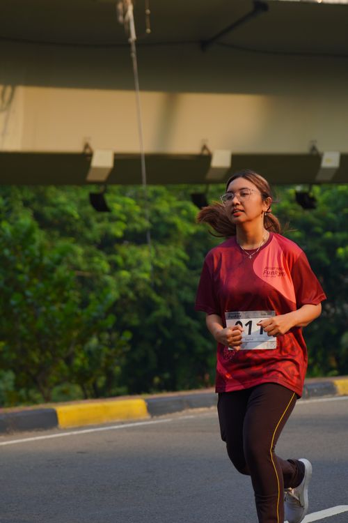 Race photo from Assurance Fun Run 2024