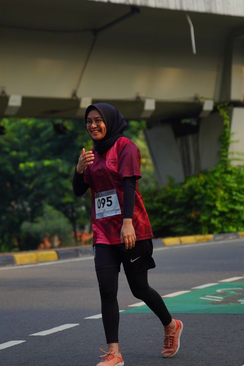 Race photo from Assurance Fun Run 2024