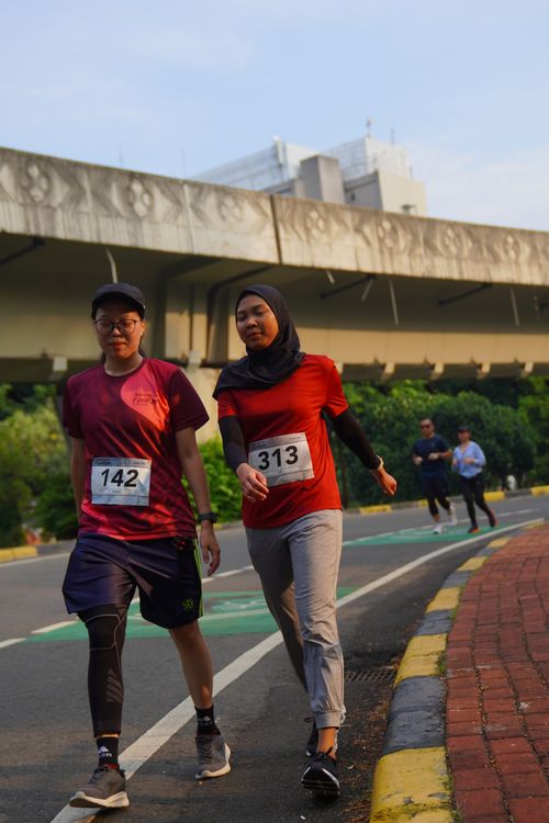 Race photo from Assurance Fun Run 2024