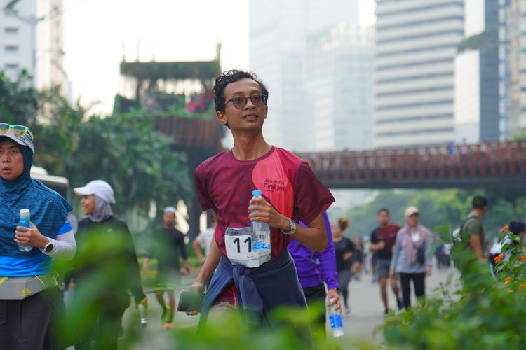 Race photo from Assurance Fun Run 2024