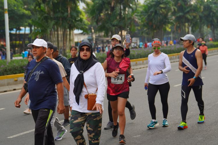 Race photo from Assurance Fun Run 2024