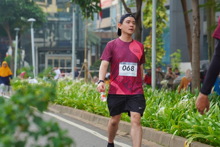 Race photo from Assurance Fun Run 2024