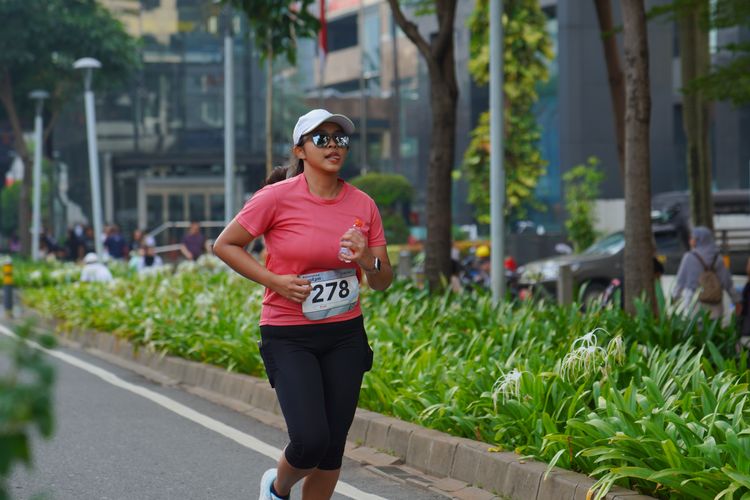 Race photo from Assurance Fun Run 2024