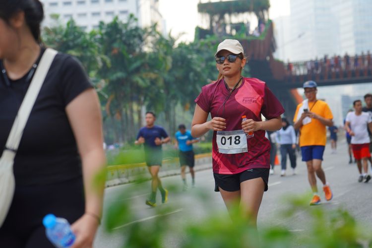 Race photo from Assurance Fun Run 2024