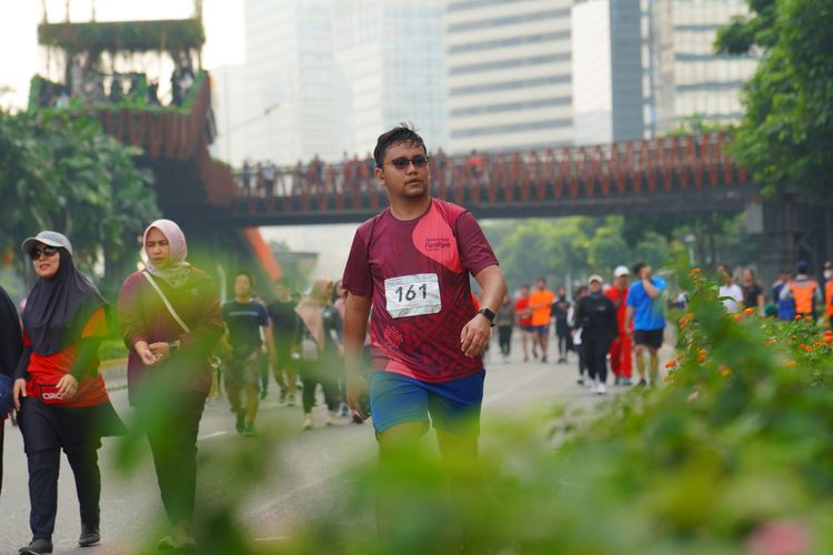 Race photo from Assurance Fun Run 2024