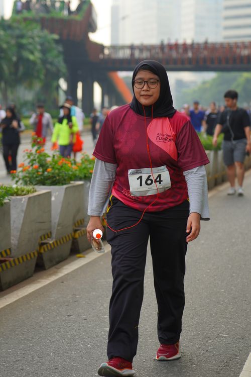 Race photo from Assurance Fun Run 2024
