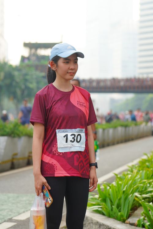 Race photo from Assurance Fun Run 2024