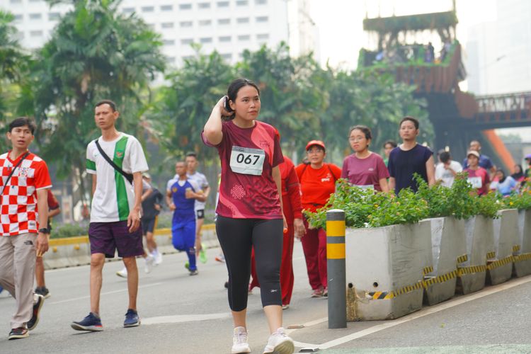 Race photo from Assurance Fun Run 2024