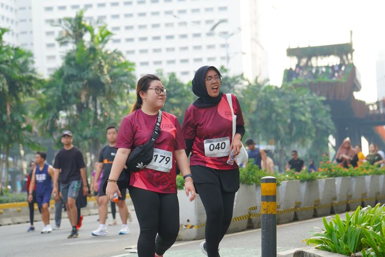 Race photo from Assurance Fun Run 2024