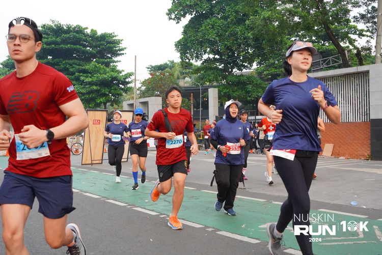Race photo from Nu Skin Run 10K