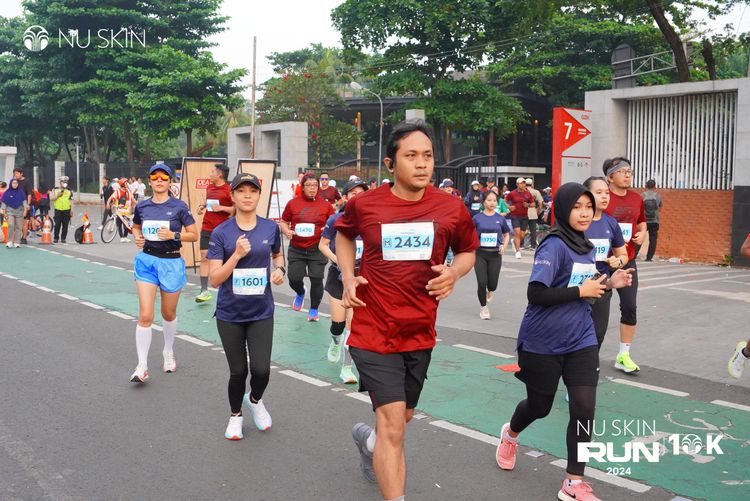 Race photo from Nu Skin Run 10K