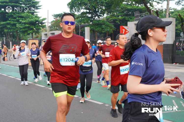 Race photo from Nu Skin Run 10K
