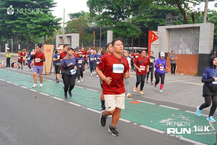 Race photo from Nu Skin Run 10K
