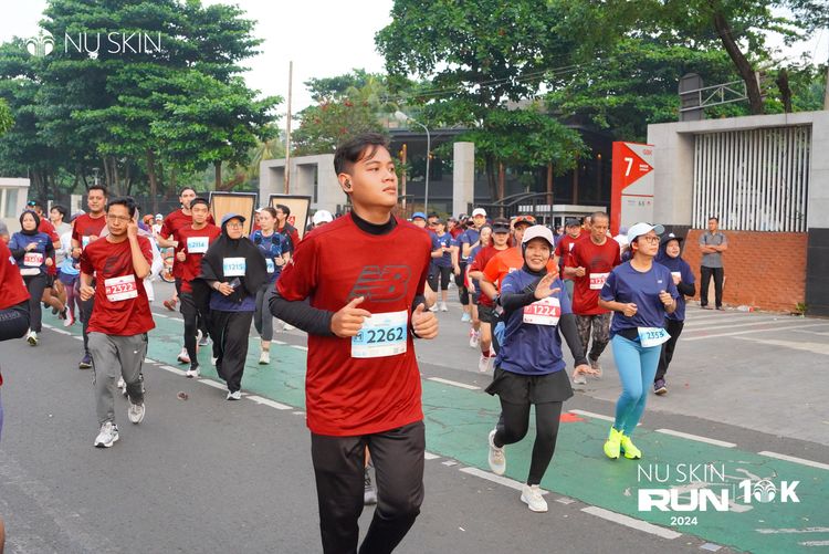 Race photo from Nu Skin Run 10K