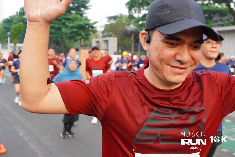 Race photo from Nu Skin Run 10K