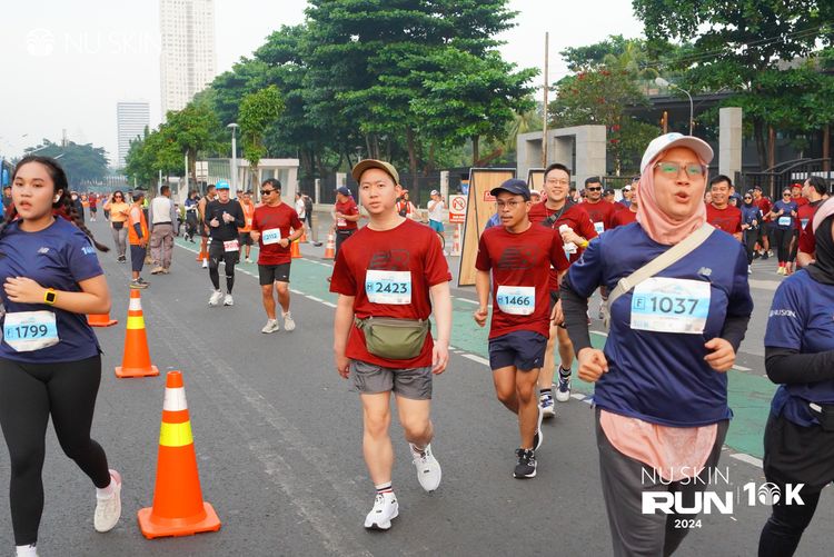 Race photo from Nu Skin Run 10K
