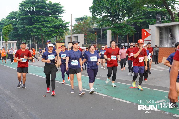 Race photo from Nu Skin Run 10K